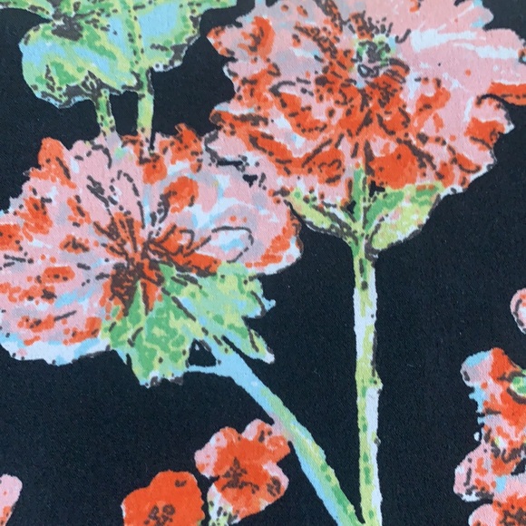 Band Of Gypsies Floral Print Shorts - Picture 9 of 9